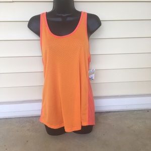 Under Armour top heat gear racer back tank L